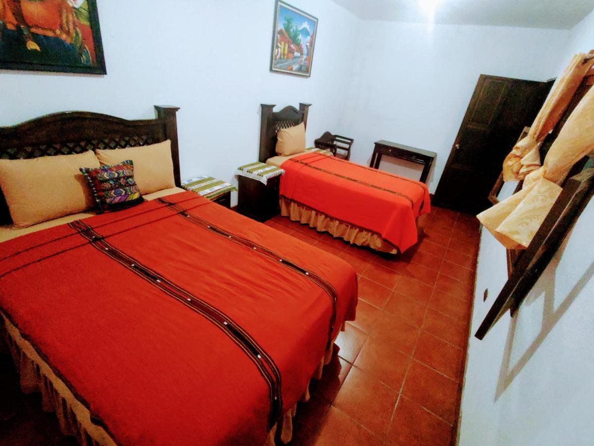 Francisco'S Rest House Hotel Antigua Exterior foto
